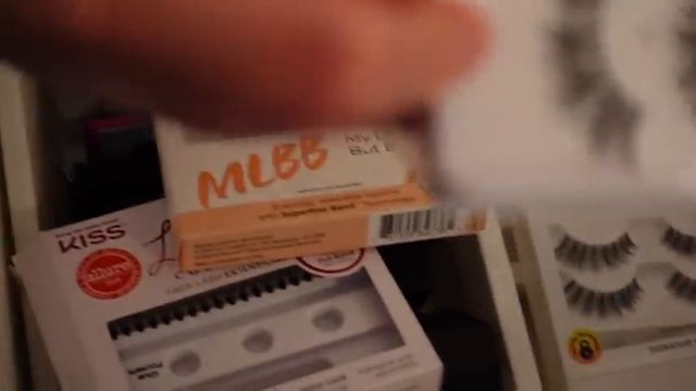*ОГРОМНОЕ* РАСХЛАМЛЕНИЕ КОСМЕТИКИ 2022 ПРАЙМЕРЫ, ХАЙЛАЙТЕРЫ, ТУШЬ, ТОН, SETTING SPRAYS I Часть 1 смотреть онлайн
