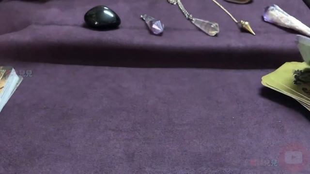 幽暗森林塔羅牌開箱（dark wood tarot) смотреть онлайн