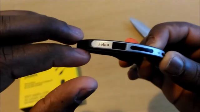 Jabra Storm Bluetooth Headset Unboxing And Review смотреть онлайн