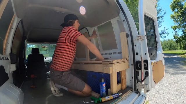 I Built a Camper Van While The World Was Shut Down - Ford Transit Connect смотреть онлайн