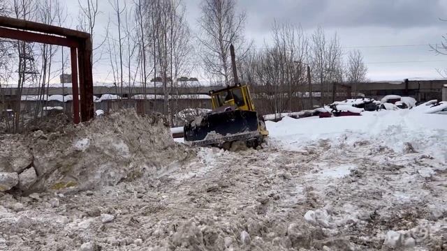 Трактор ЧТЗ Т-130 после капремонта в работе Restored Russian Tractor / ТехЗап
