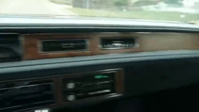 Test Driving A 1989 Buick LeSabre смотреть онлайн