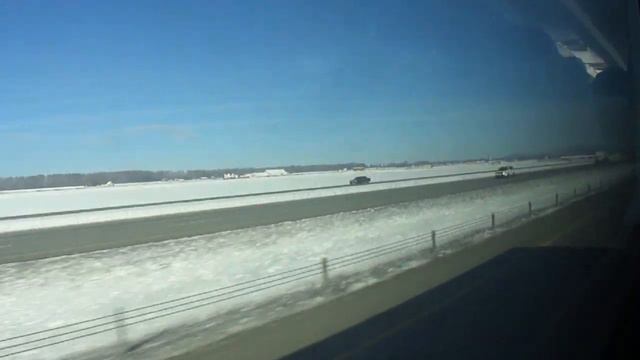 Seattle-to-Vancouver BC Greyhound bus-ride (Video 1 of 2: U.S. side) 2011-02-25 смотреть онлайн
