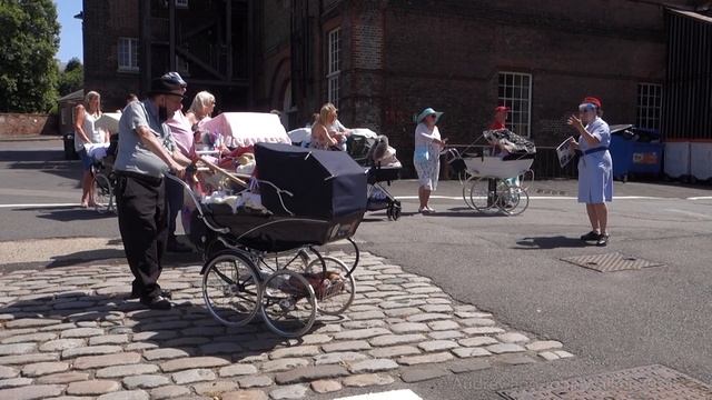 PRAMS 'n' DOLLS 2021 Hundreds of Vintage Prams to watch. смотреть онлайн