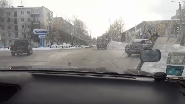 Установка 4178-40 нa NISSAN CEDRIC часть 2....... смотреть онлайн