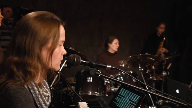 Возложи все ты к ногам Иисуса ⁄ Lay it all down - russian version - worship смотреть онлайн