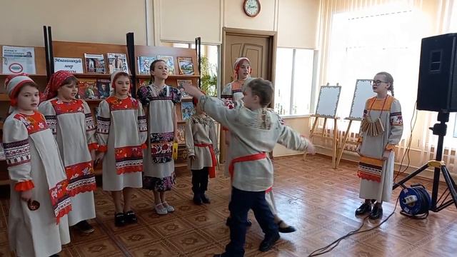 ФА "Златоцвет "- "Как за двором, за двором"- руководитель Павлова Нина Александровна. смотреть онлайн