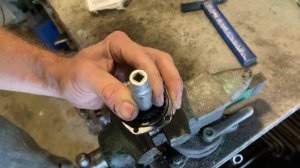 Как заменить подшипник редуктора для болгарки УШМ Hitach G13SR4