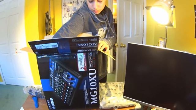 DÉBALLAGE DE LA YAMAHA MG10XU !!! смотреть онлайн