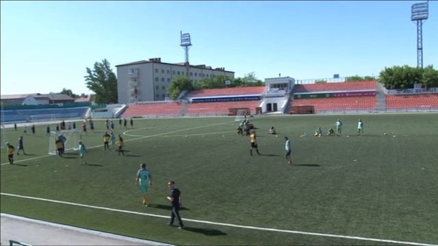 2 поле. Центр ФЦ (Нур-Султан) - Локо (Экибастуз) 1 : 5 смотреть онлайн