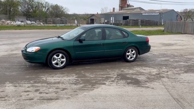 #19 2000 Ford Taurus смотреть онлайн