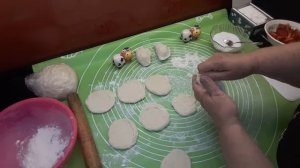 Летние ВАРЕНИКИ на КЕФИРЕ с КЛУБНИКОЙ !!! УНИВЕРСАЛЬНОЕ тесто для ПЫШНЫХ вареников !!!