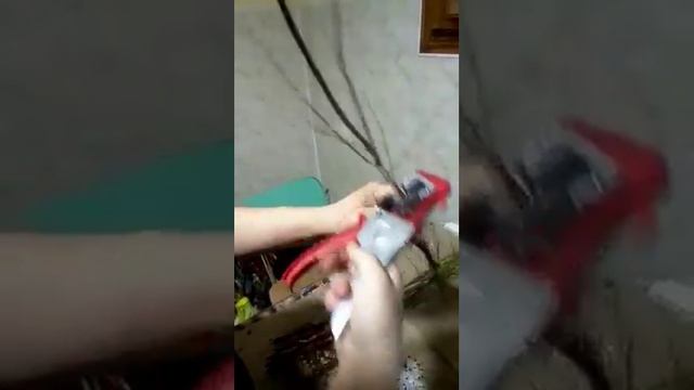 Зимняя прививка секатором DueBuoi смотреть онлайн