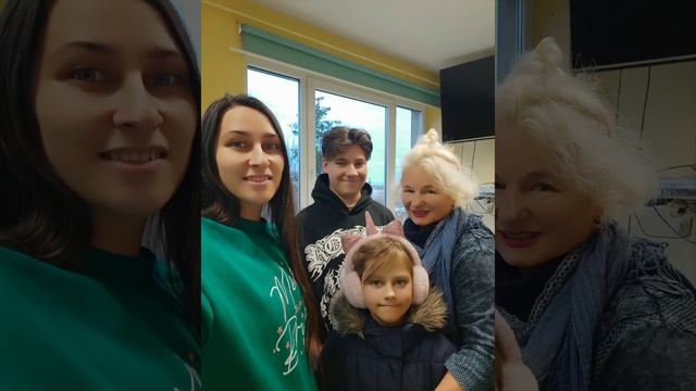 Украинские дети 🇺🇦❤️в Германии 2022 год . Дети-наше будущее. Ukrainische Kinder - Altenburg 🇩🇪❤️202 смотреть онлайн
