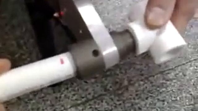 Пайка пластиковых труб