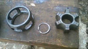 MITSUBISHI MONTERO SPORT 2000 г. V6 24 клапан замена пыльника шруса переднего кардана