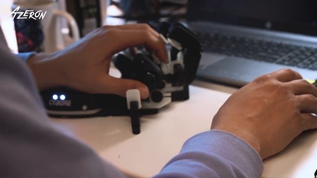 Azeron Gaming Keypad: How it's made? смотреть онлайн