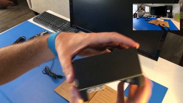 NVIDIA JETSON XAVIER Development Kit Unboxing and Boot-up in 4K