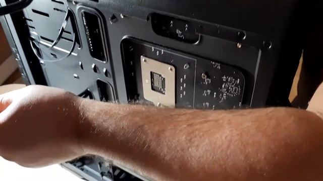 ПЕРВЫЙ РАЗ! Собираю компьютер с нуля. С подсветкой! Intel и M2 накопитель inside) смотреть онлайн