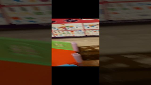 Собираем игровую площадку для лошадок смотреть онлайн