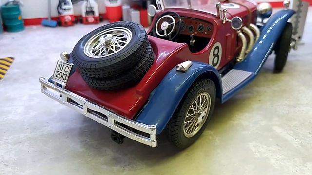 Présentation: Mercedes Benz SSK 1928 Bburago 1/18 смотреть онлайн