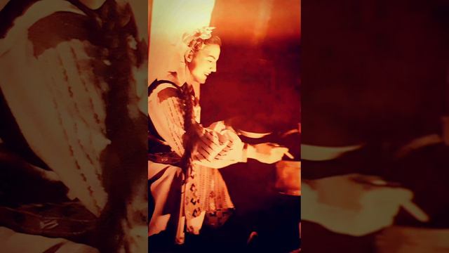 ВЕРКА СИДЕРОВА - ЗАДАЛО СЕЙ МАЛЕ МО VERKA SIDEROVA - ZADALO SEY MALE MO смотреть онлайн