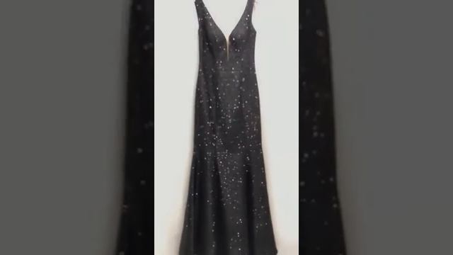 Шикарное вечернее платье-русалка смотреть онлайн