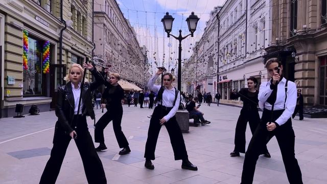 [KPOP IN PUBLIC] STREET MAN FIGHTER - WHISTLE | MOOD DOK&KAMEL ver. | Dance cover by MOTTE CREW смотреть онлайн