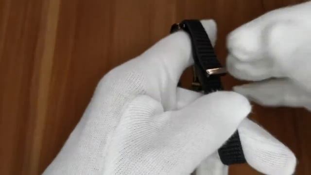 Браслет для Mi band 3 и Mi band 4 черного цвета смотреть онлайн