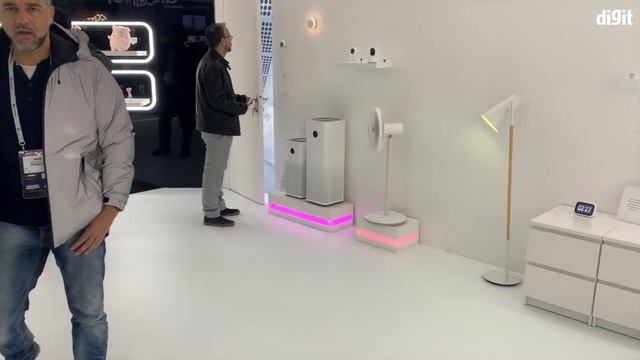 Xiaomi Mi Home Walkthrough @ Mobile World Congress 2019 | Digit.in смотреть онлайн