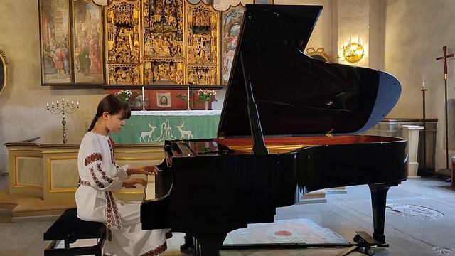 Ploshko Amelie (13 y.o.) D. Scarlatti Sonata in d minor, K. 213 смотреть онлайн