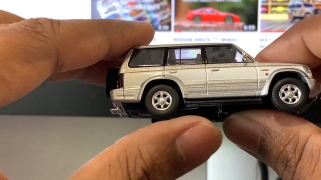 Unboxing of Mitsubishi Pajero by Tomica Limited Vintage Neo смотреть онлайн