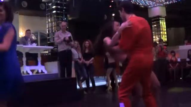 Сopa Blanca II bachata beginners 2 отборочный тур 3 заход смотреть онлайн