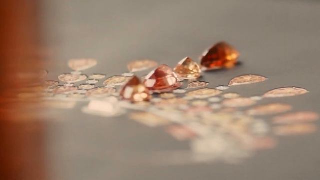 Неоспоримая красота Советского золота. Изящная роскошь.The undeniable beauty of Soviet gold. смотреть онлайн