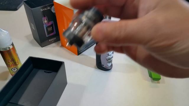 AEGIS Solo NEW Waterproof VAPE Mod Unboxing from GeekVape смотреть онлайн