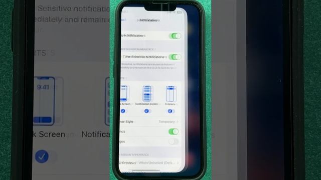 iPhone में Notification Badges कैसे Hide करें? | How to Hide Notification Badges in iPhone? смотреть онлайн
