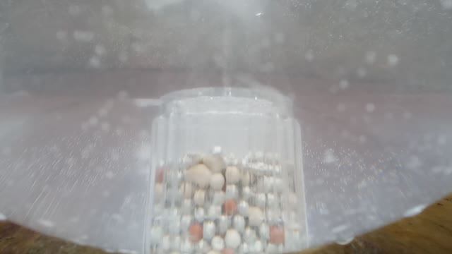 Реакция Картриджа Neos Redox Алкастоун с водой после промывки в лимонной кислоте (часть 2)