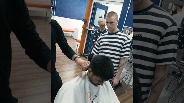 Barbering Techniques || HOW TO DO A ZERO TAPER