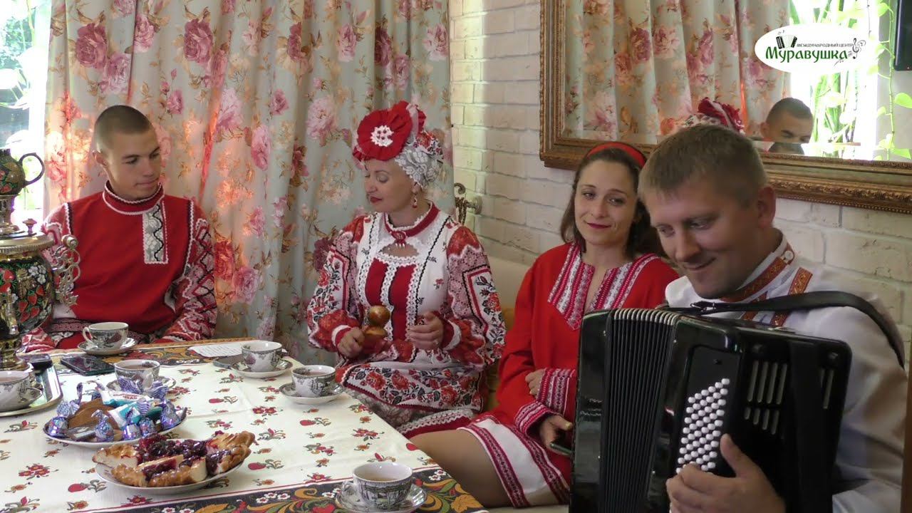 КУХНЯ ТАЛАНТОВ НА УЛИЦЕ БОЛОТОВА! Поём на кухне всей страной! смотреть онлайн