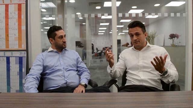 Interview with top London Bridge Agent - Andrea Ruffino смотреть онлайн