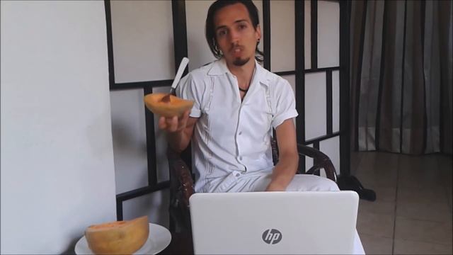 ¿QUÉ COMO (Y HAGO) EN UN DÍA? Frutariano - 80 10 10 - Higienismo - Raw Vegan смотреть онлайн