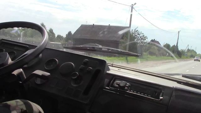 Повез 5 тонн песка на газоне смотреть онлайн
