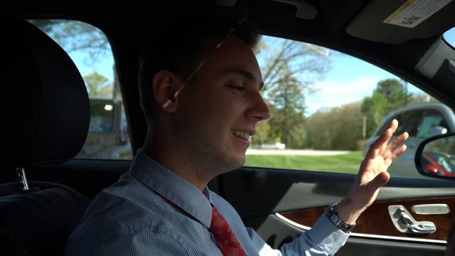 2017 Mercedes-Benz E300 | Video Tour with Spencer смотреть онлайн