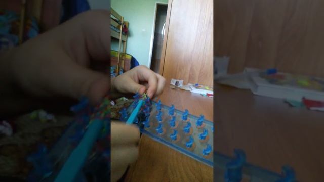 Как плести чехол для крючков из резиночек смотреть онлайн