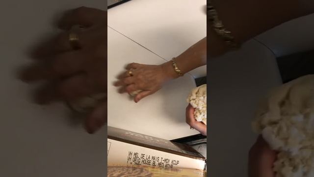 Ореховые трубочки Рецепт из,,Вкусной и здоровой пищи’’легко быстро вкусно Walnut Roll #12Aug 28,20 смотреть онлайн