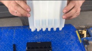 Как заправить аккумулятор мотоцикла электролитом?