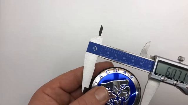 Заглушка на литой диск для Jaguar (синий) 1 шт. смотреть онлайн