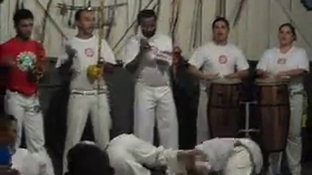 aniversario do mestre cachimbo mestre bimba cantando sua ladainha смотреть онлайн