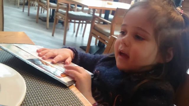 Вкусный Лимонад и Нога Коровы Огромный Сыр смотреть онлайн