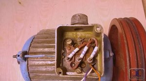 КАК ПОДКЛЮЧИТЬ ЭЛЕКТРОДВИГАТЕЛЬ В 220, ЕСЛИ В КОРОБКЕ 3 ПРОВОДА,  ПЕРЕДЕЛКА НА 220 ВОЛЬТ.